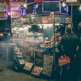 Top 3 Places For Mouth Watering Street Food In Delhi Top 3 Places For Mouth Watering Street Food In Delhi
